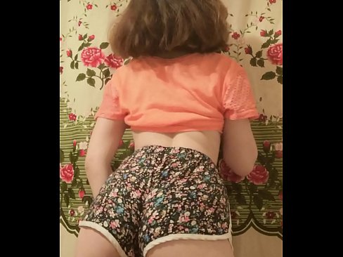 ❤️ Jeune fille sexy se déshabillant devant la caméra. ❤️ Vidéo de porno at porn fr.milfnut-net.ru ❤