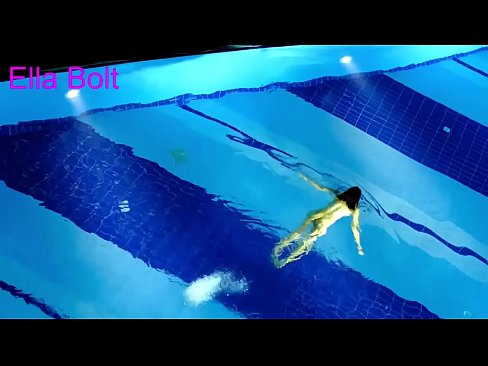 ❤️ Je ne peux pas m'arrêter de regarder, jeune blonde prise en train de nager nue dans la piscine de la station ELLA BOLT. ❤️ Vidéo de porno at porn fr.milfnut-net.ru ❤