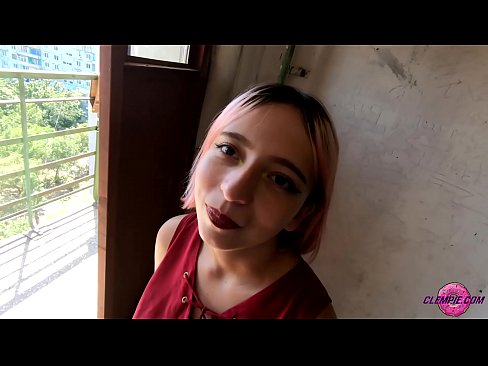 ❤️ Une étudiante sensuelle suce un étranger dans l'Outback - sperme sur son visage ❤️ Vidéo de porno at porn fr.milfnut-net.ru ❤